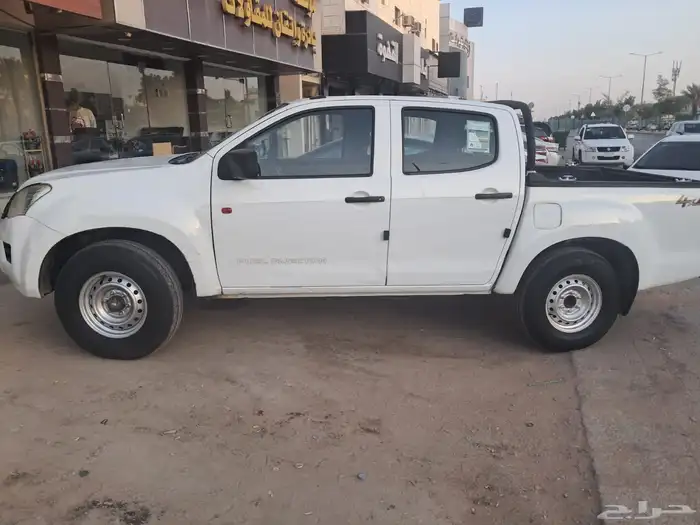 ايسوزو ديماكس دبل الموديل 2016 0