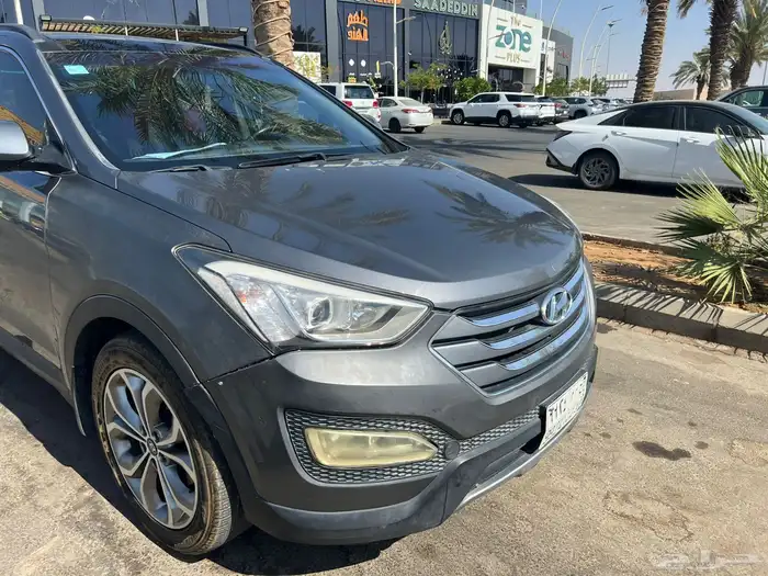 سنتافيه هيونداي رصاصي غامق 2015 1