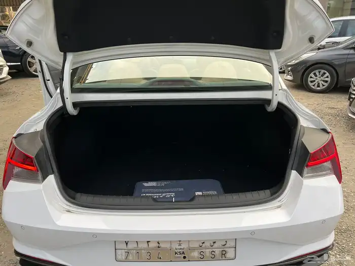 هونداي النترا 2023 مكينة 2.0 فتحة 7