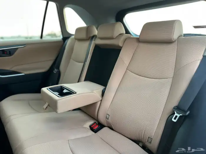 تويوتا راف فور LE 2024 هايبرد 18