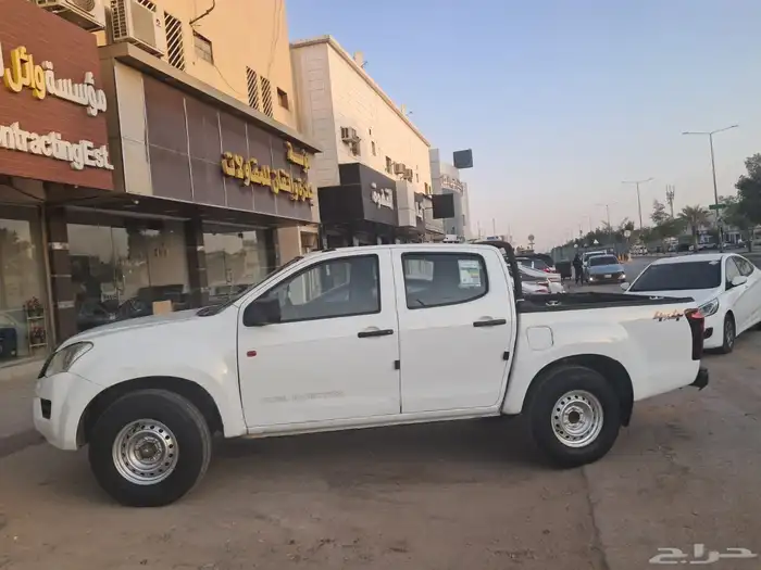 ايسوزو ديماكس دبل الموديل 2016 2