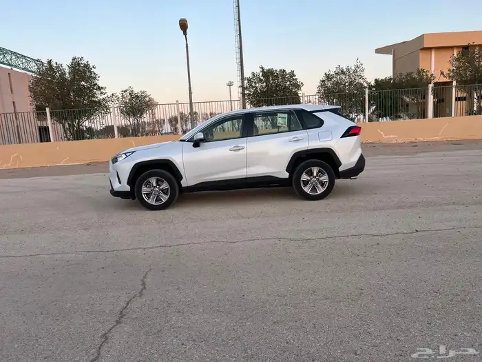 تويوتا راف فور 2023 قمة النظافه 0