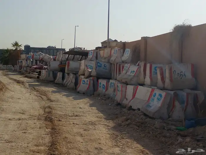 حواجز مستخدمة 0