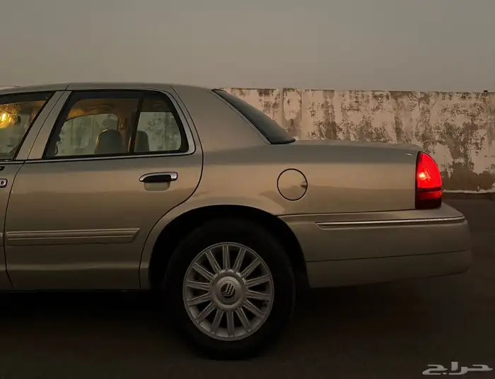 فورد ماركيز 2010 14