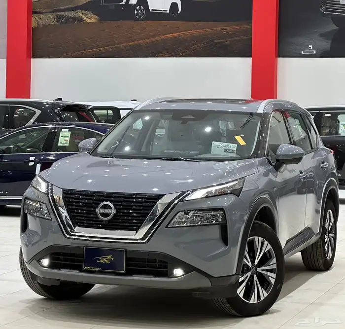 نيسان إكس تريل SV بلس 1