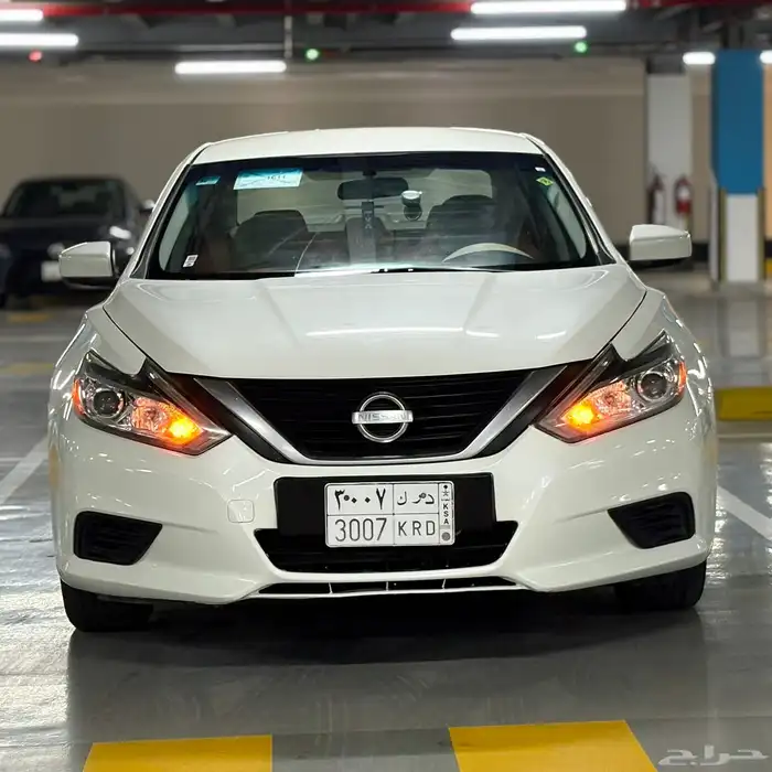 Nissan التيما 2017 قمة النظافة 3