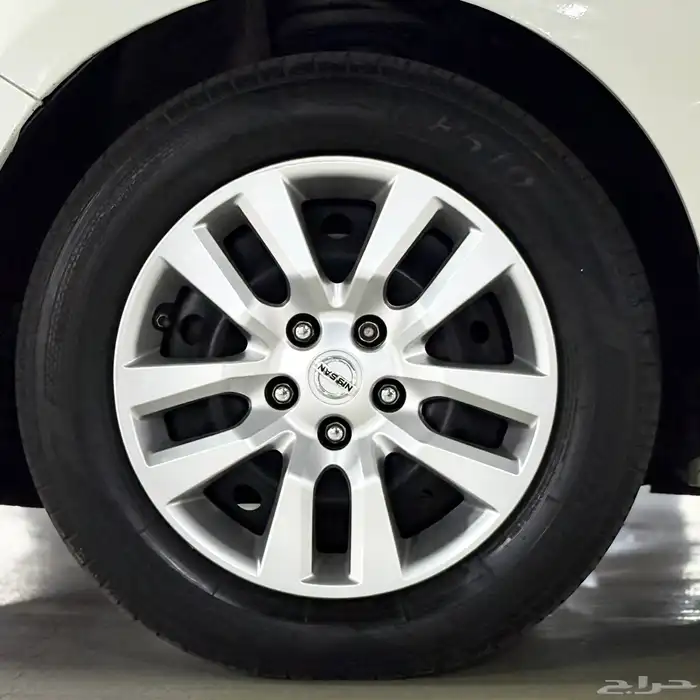 Nissan التيما 2017 قمة النظافة 19