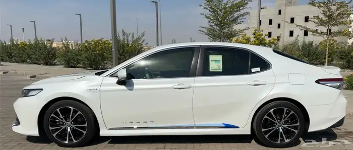 كامري 2020 GLE نظيفه منوه للمستخدم 15