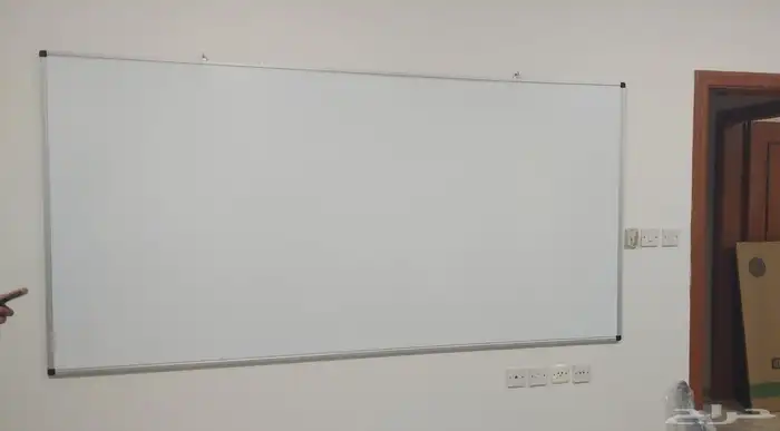 سبورات وطاولات وكراسي 5