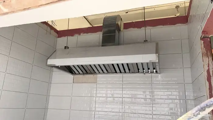 مكيفات ومراوح شفط ومداخن 2