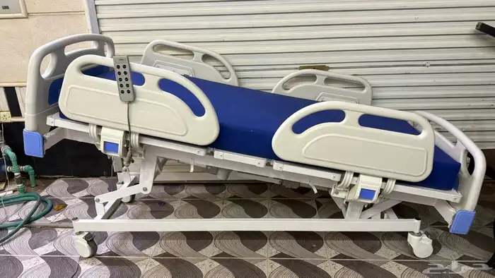 سرير طبي كهربائي 0