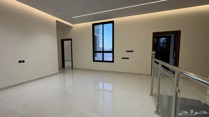 فيلا 240م مميزة للبيع 14