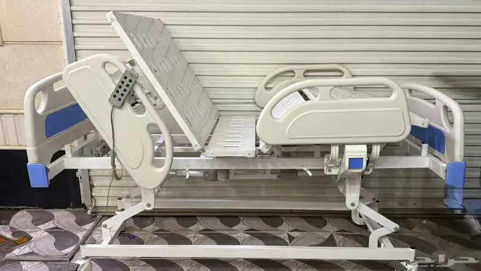 سرير طبي كهربائي 3