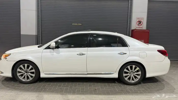 سياره افالون موديل 2012 1