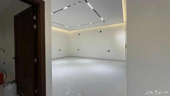 فيلا 240م مميزة للبيع 22