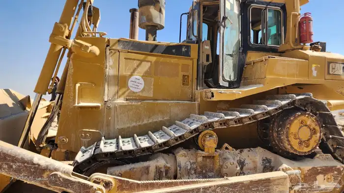 بلدوزرات d9 و d8 2