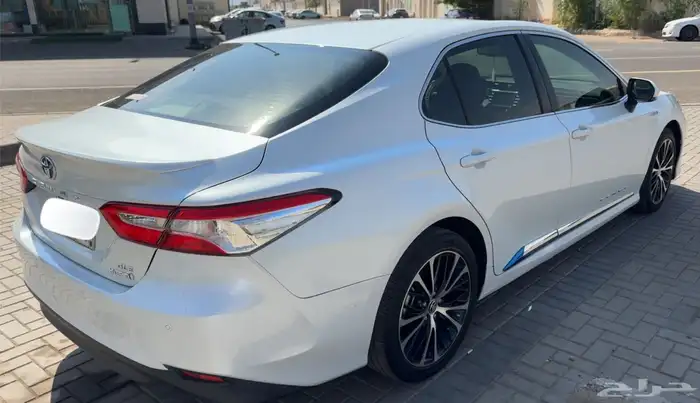 كامري 2020 GLE نظيفه منوه للمستخدم 9