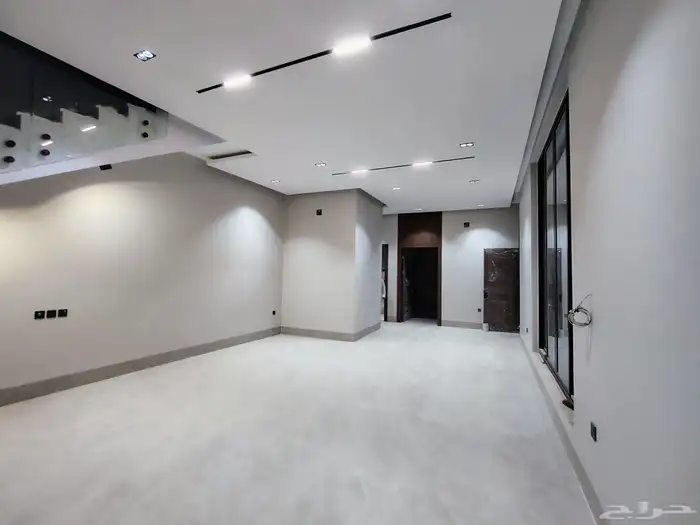 فيلا للبيع المهديه مساحه 250 متر السعر 2 مليون 200 الف 9