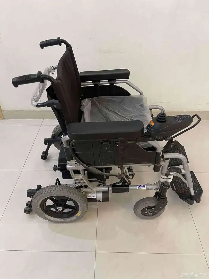 كرسي متحرك كهربائي 2