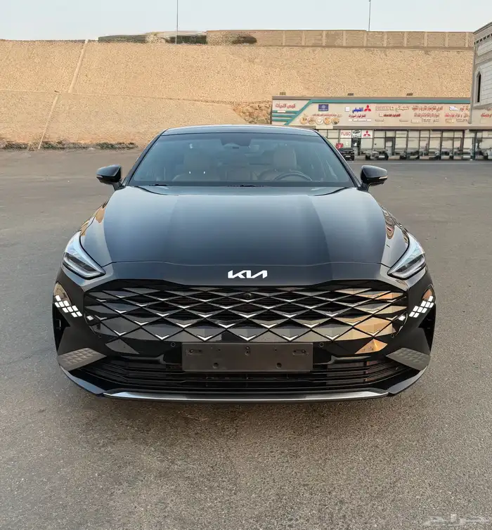 كيا K8 بنورما 2022 اعلا مواصفات 4 سلندر بحالة الوكاله للبيع 1