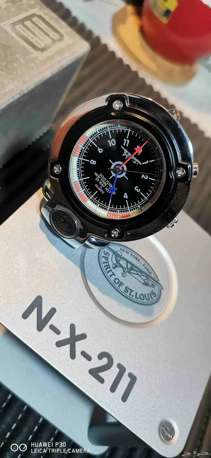 ساعة تذكار اول طيران شراعي أمريكية 0