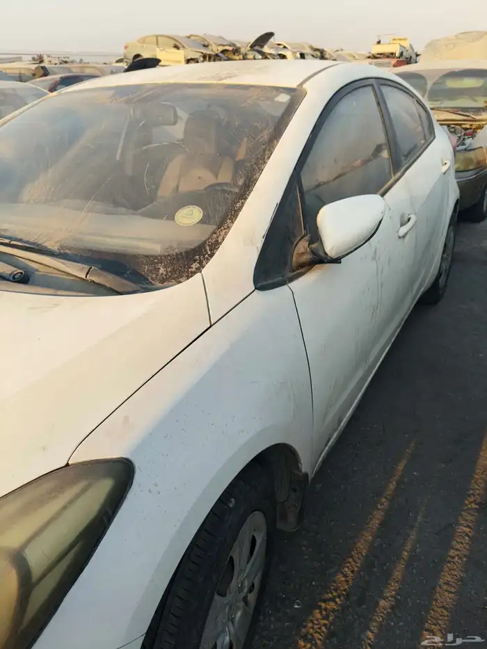 قطع غيار كيا سيراتو تشليح 3