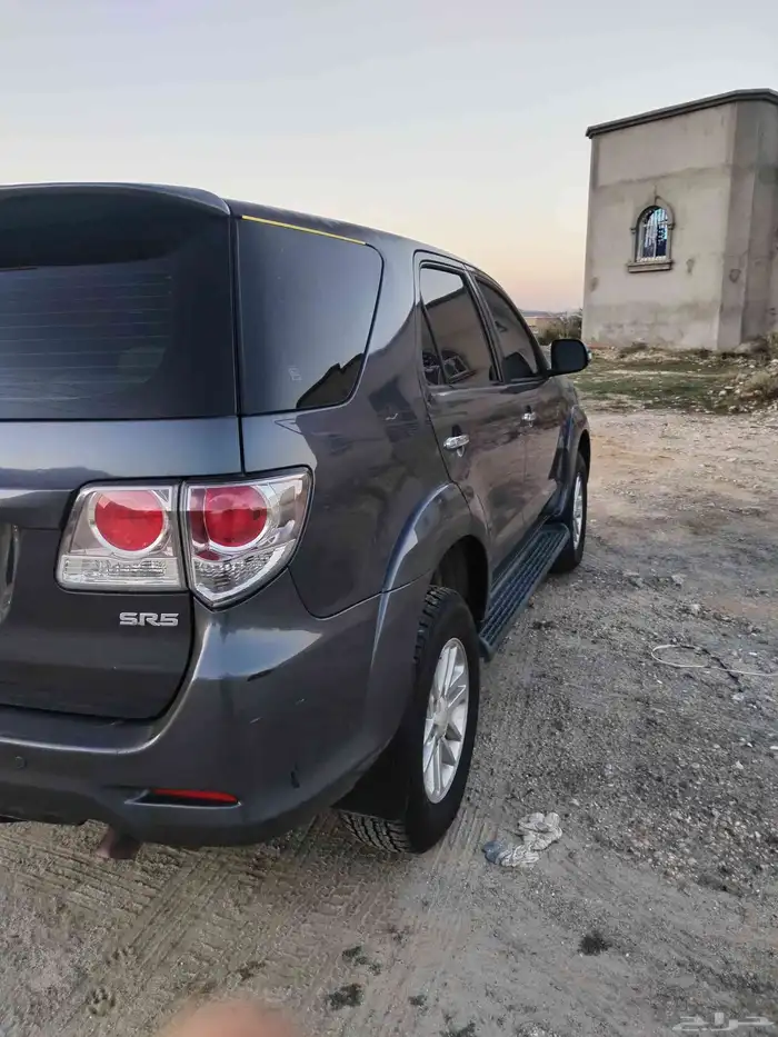 فورتشنر 2014 قير عادي.. دبل 21