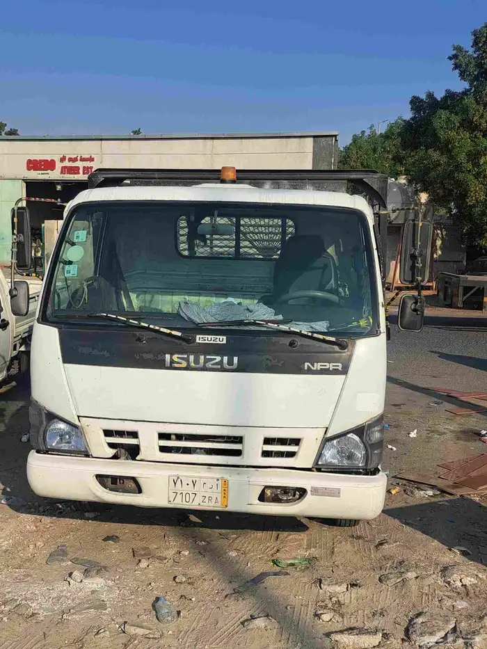 ISUZU NPR 2008 4