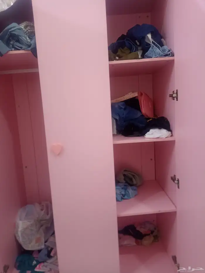 ثلاثه سراير واثنين دولاب بنات 4