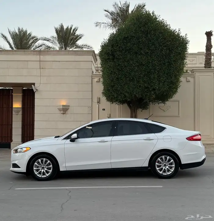 للبيع فورد فيوجن 2016 نظيف جدا 5