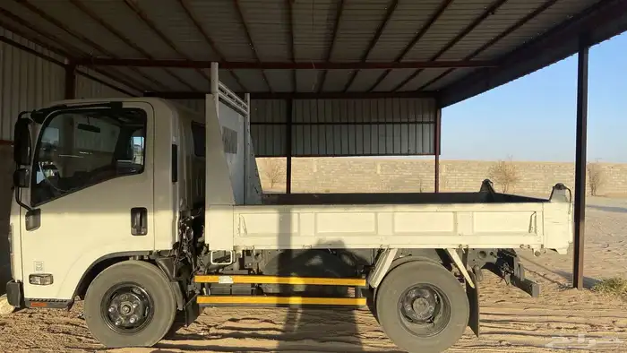 قلاب للإيجار فقط 3 طن ايسيزو 1