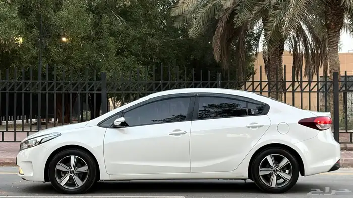 كيا K3 سيراتو 2018 ( ديزل . بطاقة جمركية ) 9