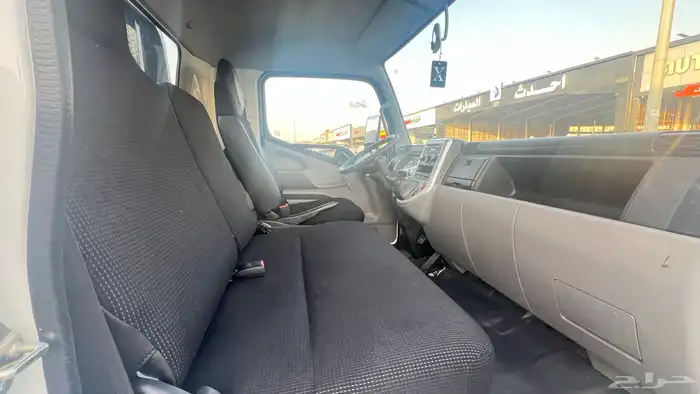 ميتسوبيشي 2023 دينا صندوق 5 متر كانتر 5