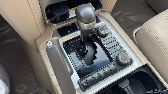 لاندكروز VXR2018 17