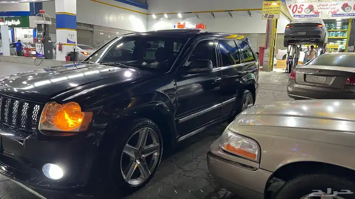 جيب شروكي 2007 srt8 2