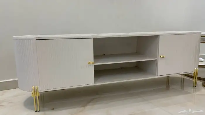 طاولة تلفزيون وطاولة زينه جديده 1