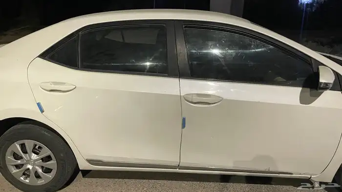 للبيع سيارة 1