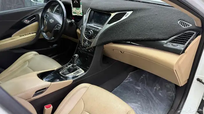 هونداي ازيرا 2013 فل بحالة ممتازة للبيع 7