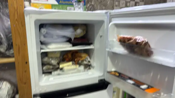 ثلاجه هايسنز للبيع شبه جديد 3