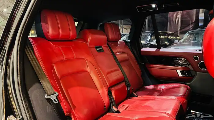 رنج روفر 2018 فوج SE ( بحالة ممتازة ) 10