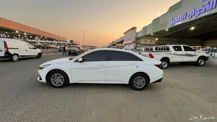 النترا 2021 نص فل 1.6 بنزين 3