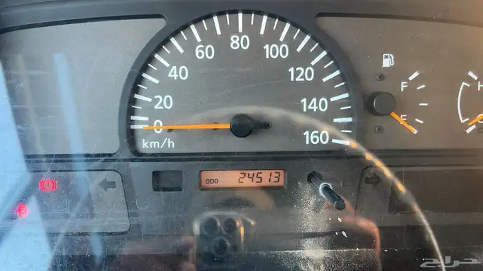 باص 30 راكب نيسان 2008 مخزن 5