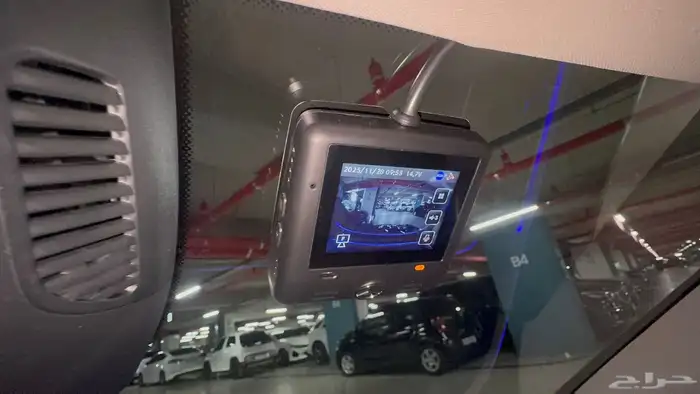 مملوكة لدي العصيمي قيد الشحن _ مرسيدس E200 _ 2025 11