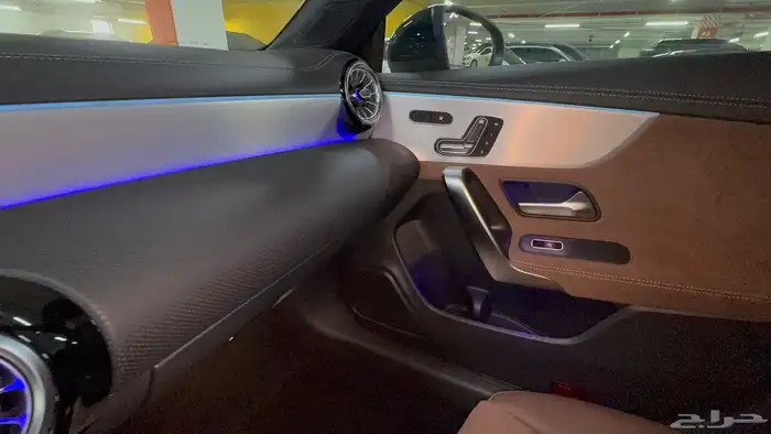مرسيدس CLA250 اصفار _2025_مملوكة لدي العصيمي قيد الشحن 8