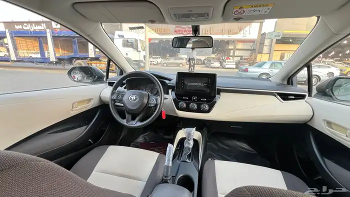 كورولا 2022 استندر 2.0 بنزين 5