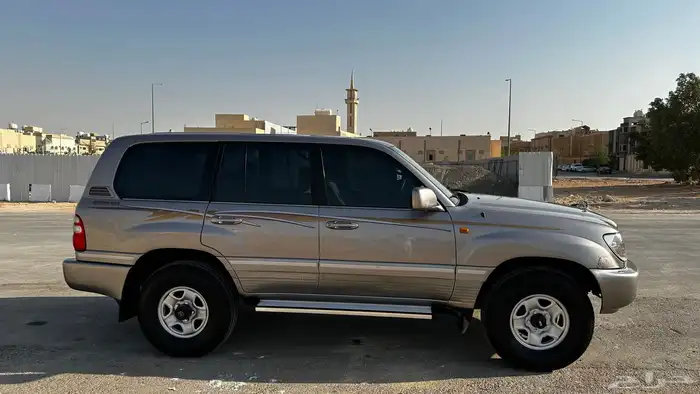 للبيع لاندكروزر GXR 2003 فل كامل قير عادي 2