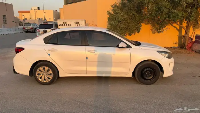 كيا ريو 2021 13