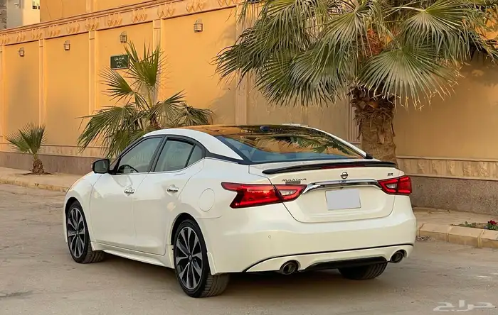 نيسان مكسيما 27