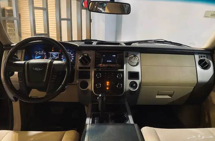 فورد اكسبديشن 2015 بحاله ممتازه سعودي 7