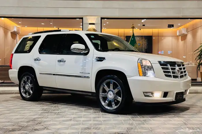 اسكاليد فل كامل نظيف جدا سعودي 1